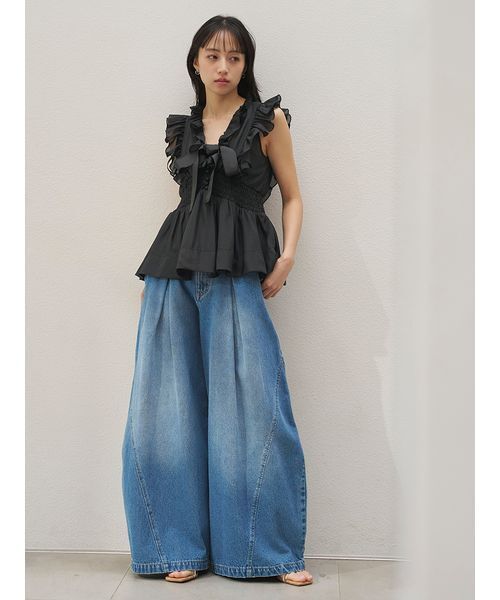 SNIDEL(スナイデル)の「カーブワイドデニム(デニムパンツ・レディース・ブルー/ブラック/ライトブルー・0/1)」の15枚目の写真