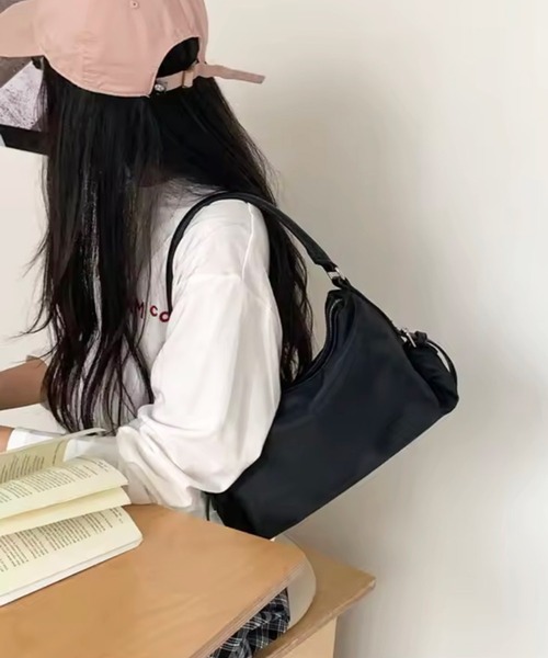 enlit（エンリット）の「【 elint 】 ナイロン サイドベルト ハンドバッグ / ショルダーバッグ（ショルダーバッグ・レディース・ライトブルー/ブラウン/アイボリー/ブラック・FREE）」の12枚目の写真