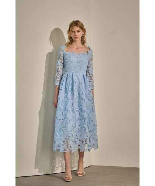 ERADIE(エラディエ)の「Elise Square-Neck Lace Dress スクエアーネックケミカルレースドレス(ドレス・レディース・ラベンダー/ブラック/サックスブルー・FREE)」の9枚目の写真