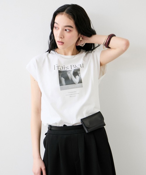 VIS（ビス）の「フォト＆ロゴプリントフレンチスリーブTシャツ/接触冷感（Tシャツ/カットソー・レディース・ホワイト/チャコールグレー/サックスブルー・FREE）」の14枚目の写真