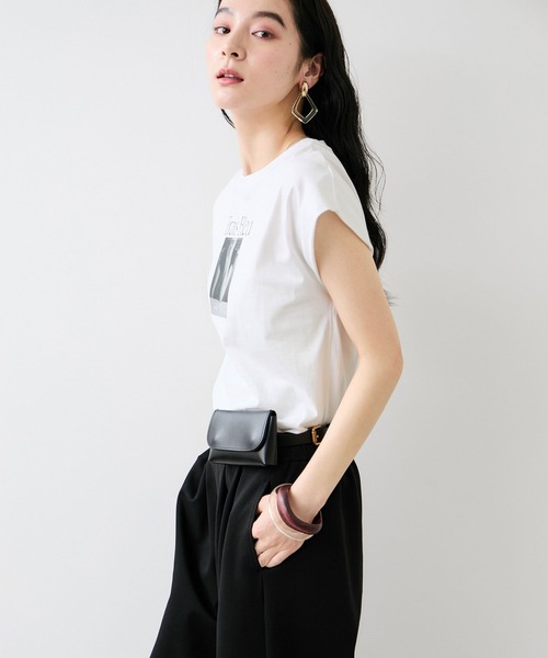 VIS（ビス）の「フォト＆ロゴプリントフレンチスリーブTシャツ/接触冷感（Tシャツ/カットソー・レディース・ホワイト/チャコールグレー/サックスブルー・FREE）」の15枚目の写真