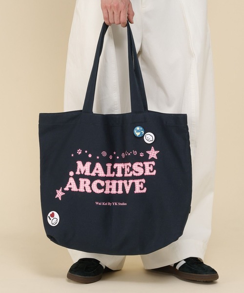 WaiKei(ワイケイ)の「【UNISEX】Wai Kei×ALAND/Aロゴレタリングエコバッグ(トートバッグ・レディース・ネイビー/アイボリー・FREE)」の4枚目の写真