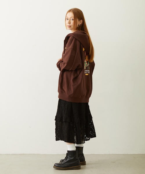 MILKFED.(ミルクフェド)の「FUNNY COLLEAGUES ZIP UP HOODIE(パーカー・レディース・ブラウン/ピンク/オフホワイト/ブラック・M/L)」の11枚目の写真