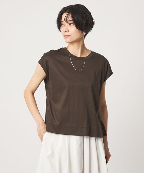 green label relaxing(グリーンレーベルリラクシング)の「フォルム Tシャツ 汗染み防止(Tシャツ/カットソー・レディース・ライトグレー/ブラック/オフホワイト/ダークブラウン・FREE)」の4枚目の写真