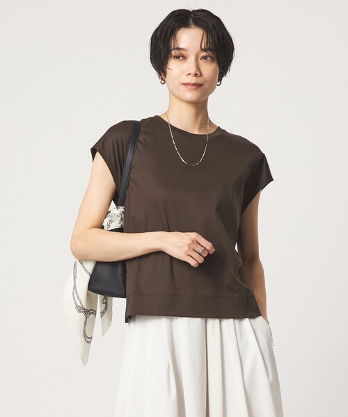 green label relaxing(グリーンレーベルリラクシング)の「フォルム Tシャツ 汗染み防止(Tシャツ/カットソー・レディース・ライトグレー/ブラック/オフホワイト/ダークブラウン・FREE)」の19枚目の写真