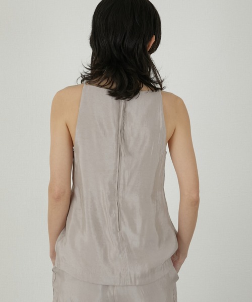 LA PEAU DE GEM(ラポドゥジェム)の「【LA PEAU DE GEM】front cut tops/フロントカットトップス(キャミソール・レディース・ブラック/ベージュ・FREE)」の4枚目の写真