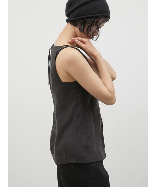 LA PEAU DE GEM(ラポドゥジェム)の「【LA PEAU DE GEM】front cut tops/フロントカットトップス(キャミソール・レディース・ブラック/ベージュ・FREE)」の5枚目の写真