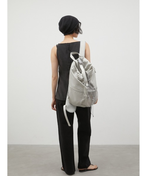 LA PEAU DE GEM(ラポドゥジェム)の「【LA PEAU DE GEM】front cut tops/フロントカットトップス(キャミソール・レディース・ブラック/ベージュ・FREE)」の10枚目の写真