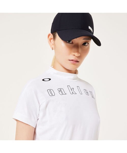 OAKLEY(オークリー)の「オークリーELEVATE SHOULDER LOGO MOCK ポロシャツ/ゴルフレディース/ゴルフ/接触冷感/OAKLEY(その他トップス・レディース・ホワイト/ブラック・M/L/S)」の8枚目の写真