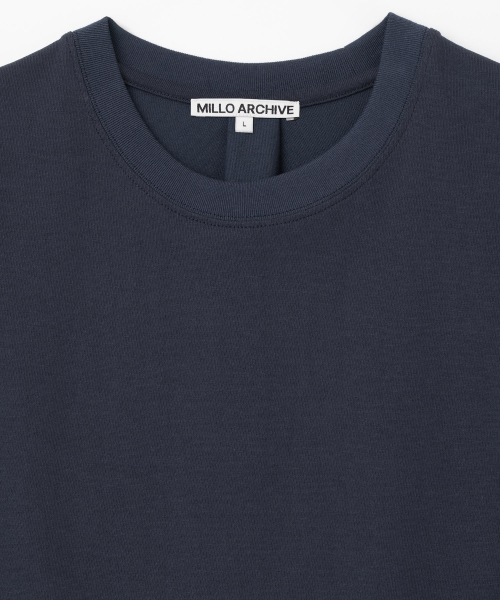 Millo Archive（ミロ アーカイブ）の「デインティカーブディテールTシャツ[ネイビー]（Tシャツ/カットソー・メンズ・その他・MEDIUM/LARGE/X-LARGE）」の2枚目の写真