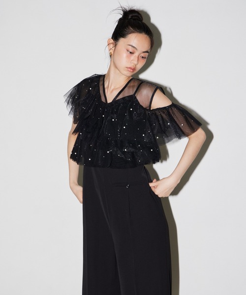 ANDRESD（アンドレスド）の「シマーラッフルオールインワン / shimmer ruffle all in one（パンツドレス・レディース・ベージュ×ブラック/チャコール/ブラック・M/L/S）」の2枚目の写真