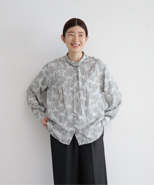 NOMBRE IMPAIR(ノンブルアンペール)の「【予約】ジャガードホースグラデーションプリント ボウタイブラウス(シャツ/ブラウス・レディース・イエロー/ブルー・FREE)」の4枚目の写真