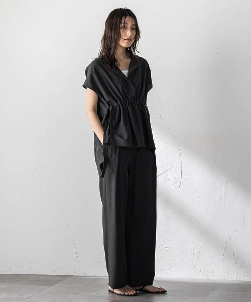 MAYSON GREY(メイソングレイ)の「【一瞬で楽とキレイを叶える】ウエストマークフレンチブラウス(シャツ/ブラウス・レディース・ブラウン/ベージュ/パープル/ブラック・M)」の9枚目の写真
