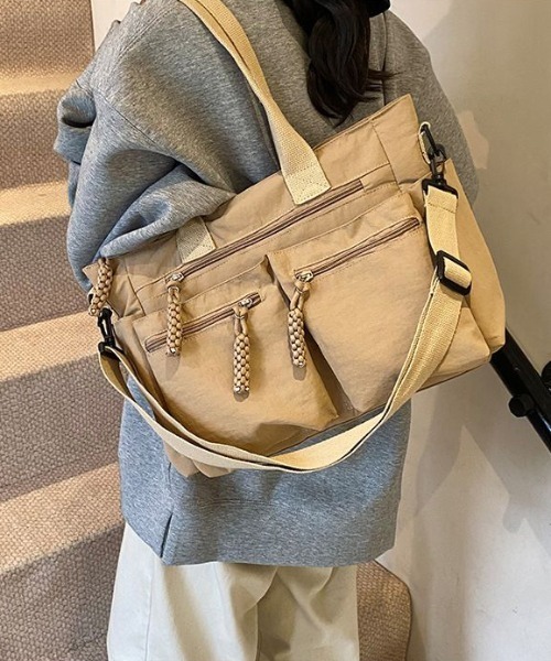 boemy(ボエミー)の「フロントポケット 2WAYトートバッグ(トートバッグ・レディース・ホワイト/ベージュ/カーキ/ブラック/ブラウン・FREE)」の11枚目の写真