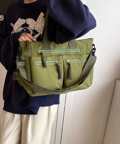 boemy(ボエミー)の「フロントポケット 2WAYトートバッグ(トートバッグ・レディース・ホワイト/ベージュ/カーキ/ブラック/ブラウン・FREE)」の18枚目の写真