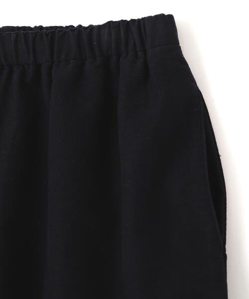 Y(ワイ)の「Y / ORGANIC COTTON SOFT MOLESKIN EASY TROUSERS(その他パンツ・メンズ・ホワイト/ネイビー・MEDIUM/LARGE/SMALL)」の15枚目の写真