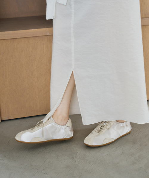 FLAT(フラット)の「Lギャザースニーカー(スニーカー・レディース・ブラック/サックスブルー/アイボリー・22cm/22.5cm/23cm/23.5cm/24cm/24.5cm/25cm)」の22枚目の写真