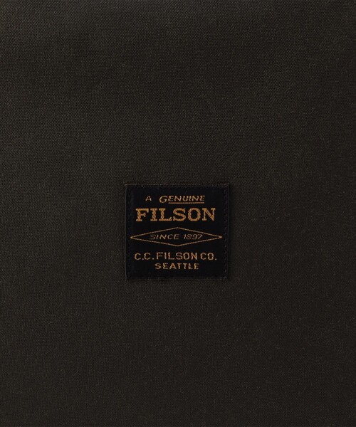 FILSON(フィルソン)の「FILSON/フィルソン Medium Tin Cloth Duffle Bag/ティンクロス ダッフルバッグ ミディアム(ボストンバッグ・メンズ・ブラウン/オリーブ・ONE SIZE)」の8枚目の写真