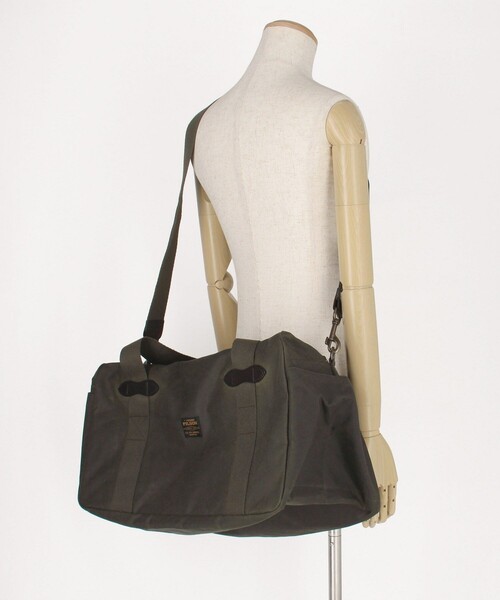 FILSON(フィルソン)の「FILSON/フィルソン Medium Tin Cloth Duffle Bag/ティンクロス ダッフルバッグ ミディアム(ボストンバッグ・メンズ・ブラウン/オリーブ・ONE SIZE)」の13枚目の写真
