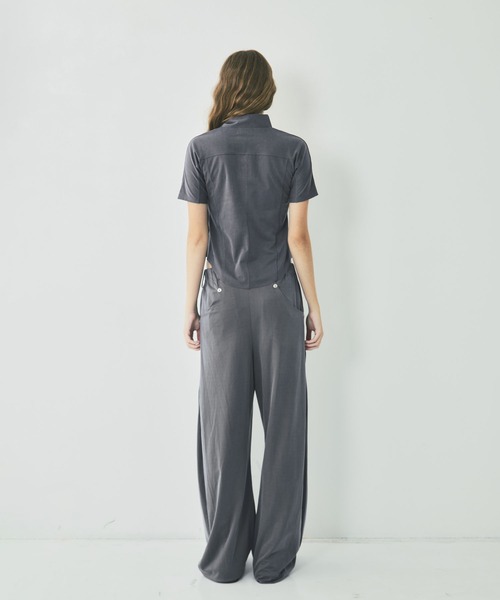 CONZ(コンズ)の「curve leg trousers cupra jersey(スラックス・レディース・ブラック/グレー・1/2/3)」の8枚目の写真