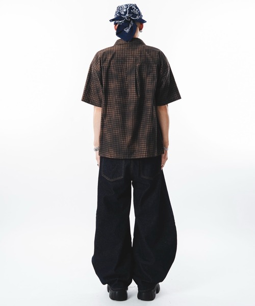SHORT ROUND(ショートラウンド)の「SHORT ROUND/ブリーチミニチェックシャツ(シャツ/ブラウス・メンズ・アイボリー/ブラウン/ブルー・MEDIUM/LARGE)」の18枚目の写真