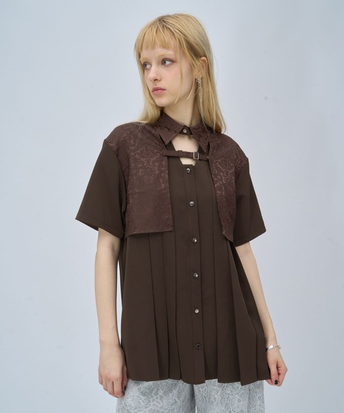 HARE(ハレ)の「パーツバックルプリーツシャツ(HARE)(シャツ/ブラウス・レディース・ボルドー/グリーン/ブラウン/ブラック・FREE)」の19枚目の写真