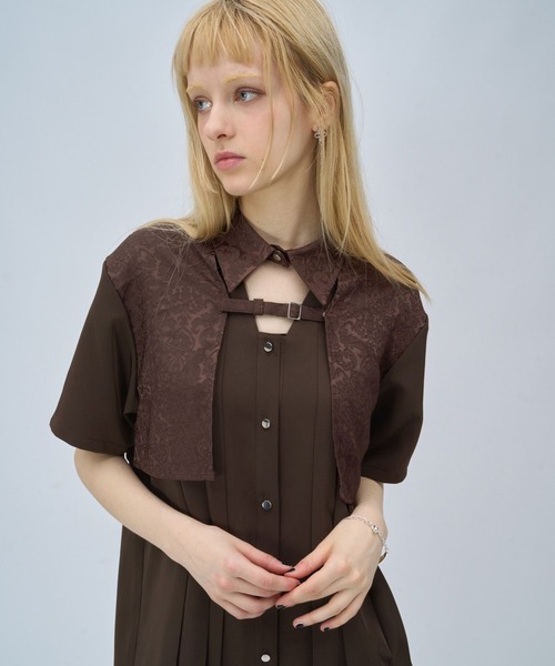 HARE(ハレ)の「パーツバックルプリーツシャツ(HARE)(シャツ/ブラウス・レディース・ボルドー/グリーン/ブラウン/ブラック・FREE)」の21枚目の写真