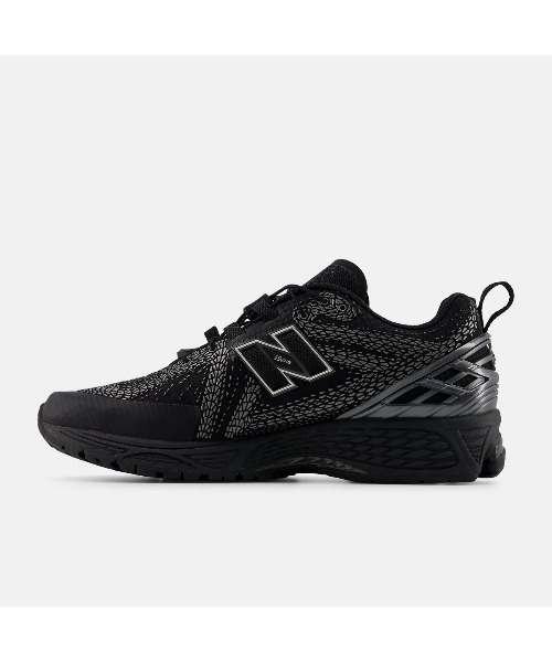 NEW BALANCE(ニューバランス)の「New Balance 1906F(ニューバランス 1906F)(スニーカー・メンズ・ブラック系・29cm/30cm/26cm/26.5cm/27cm/27.5cm/28cm/28.5cm/23.5cm/23cm/25.5cm/25cm/24cm/24.5cm)」の2枚目の写真