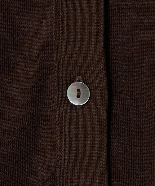 UNITED ARROWS(ユナイテッドアローズ)の「ポロカーディガン ‐ウォッシャブル‐(カーディガン/ボレロ・レディース・ダークブラウン/ブラック/ナチュラル・FREE)」の8枚目の写真