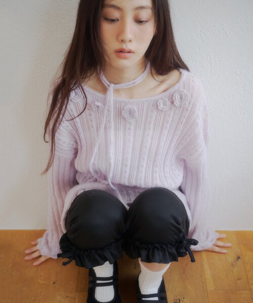 DISCOAT(ディスコート)の「【umm.】フラワーモチーフモヘアライクルーズニット(ニット/セーター・レディース・ブラウン/アイボリー/パープル・FREE)」の3枚目の写真