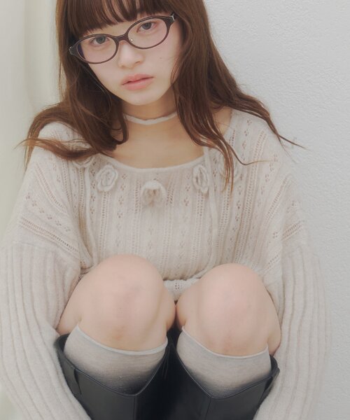 DISCOAT(ディスコート)の「【umm.】フラワーモチーフモヘアライクルーズニット(ニット/セーター・レディース・ブラウン/アイボリー/パープル・FREE)」の1枚目の写真