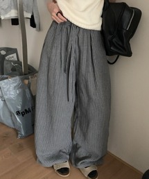 ハイウエストストライプ柄パンツ