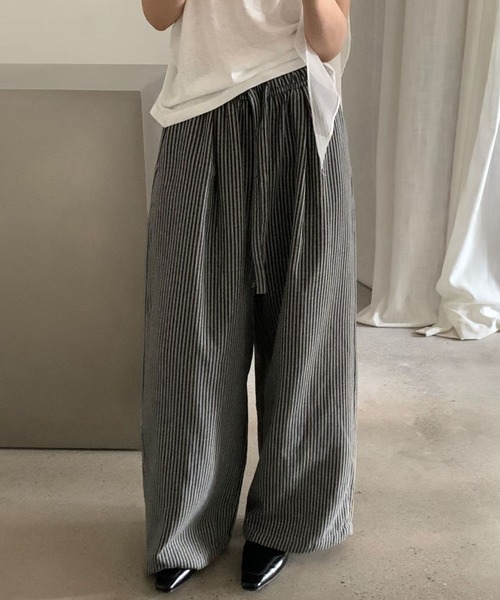FLINEA(フリネア)の「ハイウエストストライプ柄パンツ(その他パンツ・レディース・ブラック/ネイビー・FREE)」の9枚目の写真