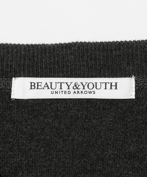 BEAUTY&YOUTH UNITED ARROWS(ビューティーアンドユースユナイテッドアローズ)の「ソフトコットン Vネック スムース ニットプルオーバー ウォッシャブル(ニット/セーター・レディース・レッド/ダークグレー/オフホワイト・FREE)」の12枚目の写真