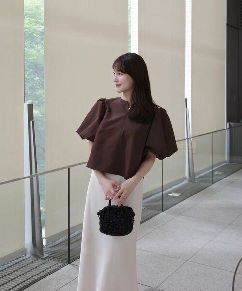 cle blatt(クレブラット)の「バルーンスリーブキーネックブラウス(シャツ/ブラウス・レディース・ブラック/ブラウン・MEDIUM)」の16枚目の写真