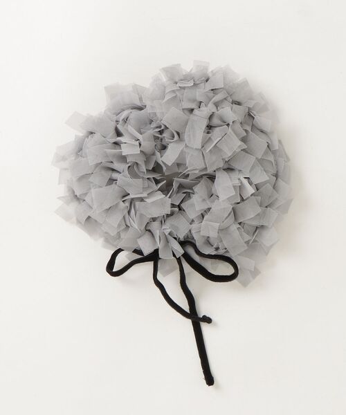 anuke（アンヌーク）の「Tulle Fringe Chouchou 62621019（ネックレス・レディース・ブラック/ライトブルー・FREE）」の2枚目の写真