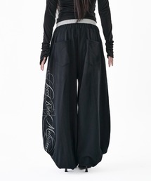 Melviianne（メルヴィアンヌ）の「W belt sweat pants（スウェットパンツ）」