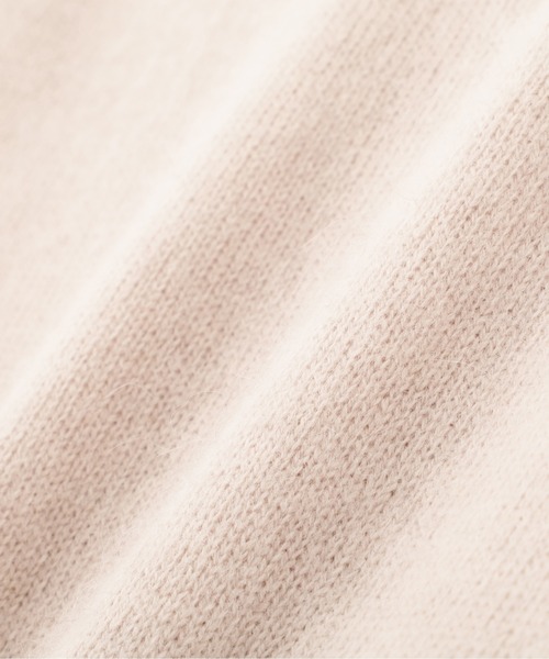 NATURAL BEAUTY BASIC（ナチュラルビューティーベーシック）の「＜ちょうど、いい服＞品よく、ゆるく。スキッパーニット＜EC限定カラー：ライトグリーン＞（ニット/セーター・レディース・イエロー/ベージュ/ボルドー/ライトグリーン/ブラウン・FREE）」の15枚目の写真