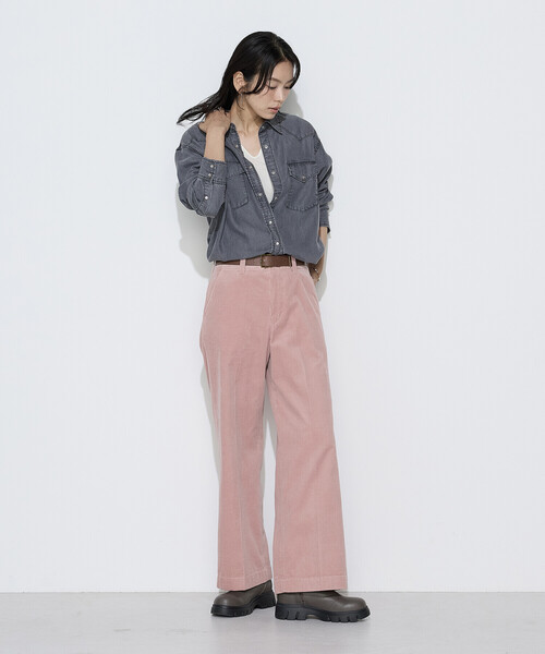 COMME CA Wardrobe(コムサワードローブ)の「ソフトデニム ウエスタン調デニムシャツ(シャツ/ブラウス・レディース・ブラック/ネイビー・FREE)」の4枚目の写真