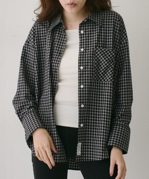 COLONY 2139(コロニートゥーワンスリーナイン)の「秋服 / スクエアネックリブロングスリーブプルオーバー(Tシャツ/カットソー・レディース・グレー/ホワイト/ブラック・SMALL/MEDIUM/LARGE)」の6枚目の写真