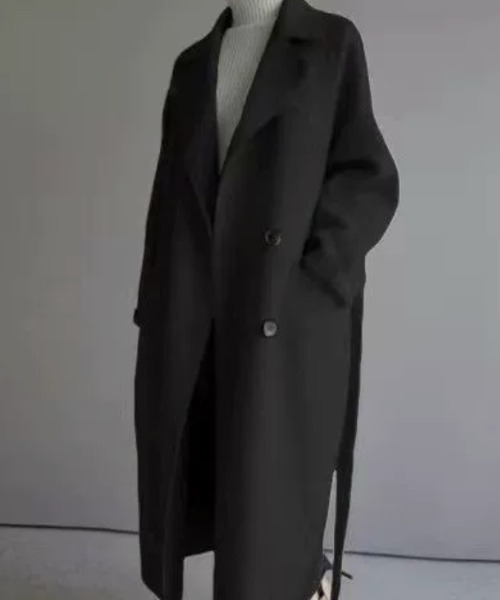 LUCPY(ラクピー)の「ダブルブレスト ロングチェスターコート(チェスターコート・レディース・オフホワイト/ブラウン/ブラック・SMALL/MEDIUM/LARGE/X-LARGE)」の2枚目の写真