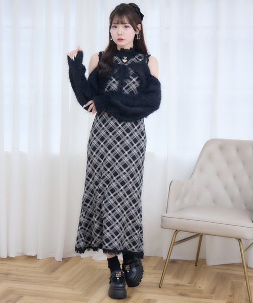 couture BY ROJITA(クチュールバイロジータ)の「ふわふわボレロニットロングワンピース(ワンピース・レディース・ブラック/ブラウン/ピンク・FREE)」の11枚目の写真