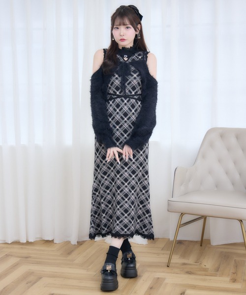 couture BY ROJITA(クチュールバイロジータ)の「ふわふわボレロニットロングワンピース(ワンピース・レディース・ブラック/ブラウン/ピンク・FREE)」の13枚目の写真