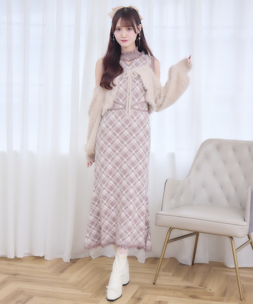 couture BY ROJITA(クチュールバイロジータ)の「ふわふわボレロニットロングワンピース(ワンピース・レディース・ブラック/ブラウン/ピンク・FREE)」の14枚目の写真