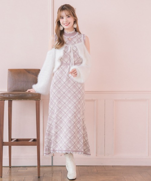 couture BY ROJITA(クチュールバイロジータ)の「ふわふわボレロニットロングワンピース(ワンピース・レディース・ブラック/ブラウン/ピンク・FREE)」の4枚目の写真