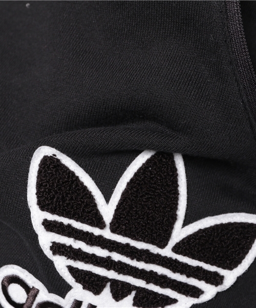 adidas（アディダス）の「オリジナルス スウェット パンツ [LOGO SWEAT PANTS]（その他パンツ・メンズ・ブラック・LARGE/MEDIUM/X-LARGE/X-SMALL/XX-LARGE/SMALL/XXX-LARGE）」の12枚目の写真