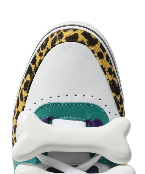 adidas Originals（アディダスオリジナルス）の「adidas Originals by