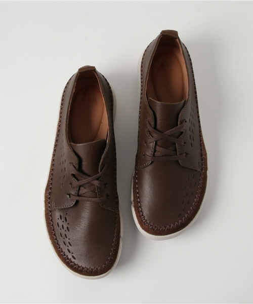 Clarks(クラークス)の「Trifri Lace / メンズスニーカー トライフライレース (ブラウンレザー)(スニーカー・メンズ・ブラウン・6/10/6.5/9/7.5/9.5/8.5/7/8)」の3枚目の写真