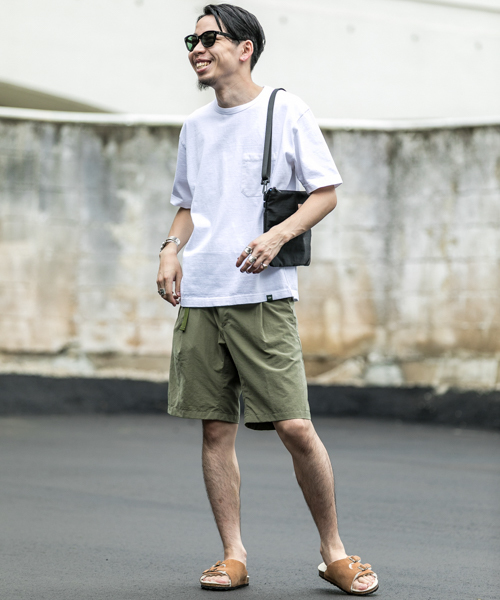 anello(アネロ)の「anello×WORK NOT WORK 別注ナイロンツイルサコッシュ(ショルダーバッグ・メンズ・ブラック/オレンジ/ブルー系その他・FREE)」の18枚目の写真