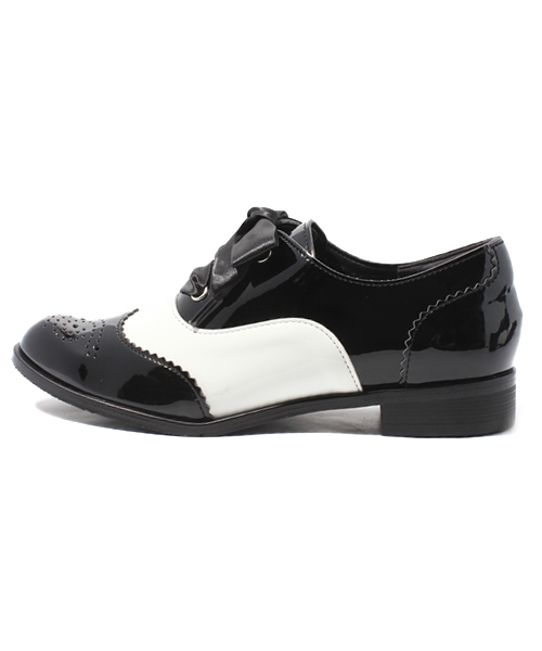 Ray BEAMS（レイビームス）の「SEPTEMBER MOON×Ray BEAMS / サテンリボン エナメルアーモンド（その他シューズ・レディース・ブラック・22.5/23/23.5/24/24.5/25）」の3枚目の写真